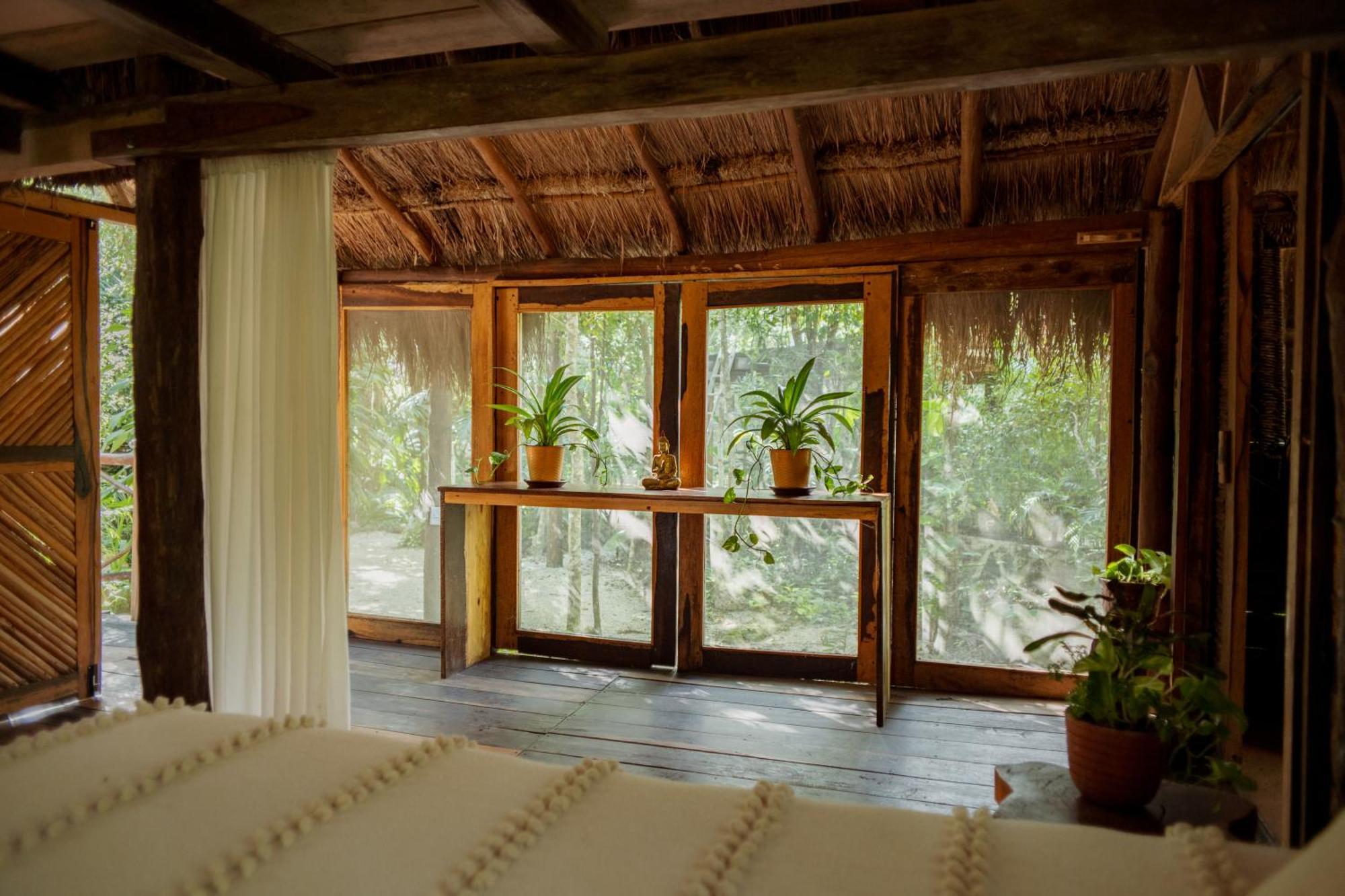 Madre Tierra Eco Habitat Puerto Morelos