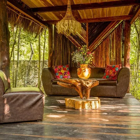 Madre Tierra Eco Habitat Guest House Puerto Morelos Exterior photo